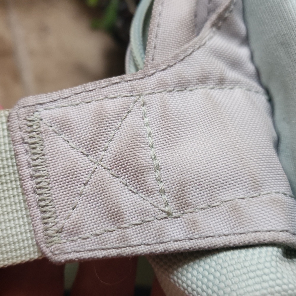 The Noeth Face Mint Green Women's Belt Bag/crossbody - Picture 5 of 12